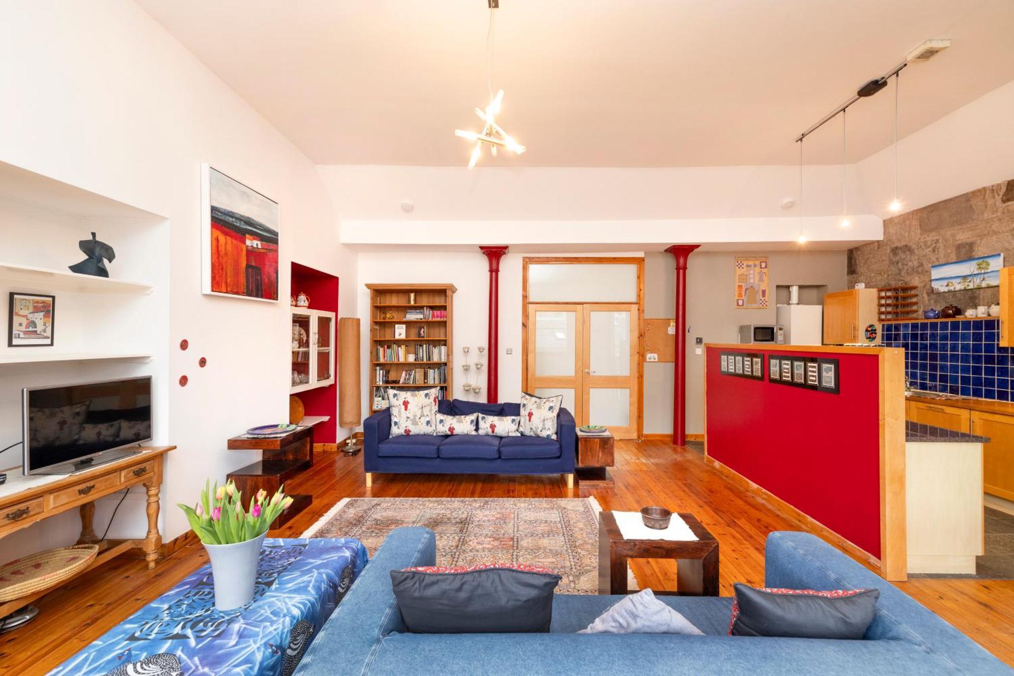 Apartment New Town Deluxe With Terrace *